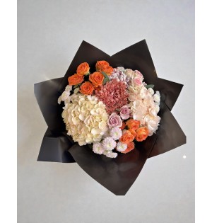 Autumn Noir – Ortanca & Gül Deluxe Buket